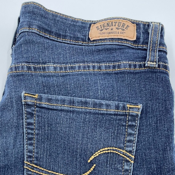 Levi’s Signature Modern Shorts Jean Shorts - Picture 5 of 6